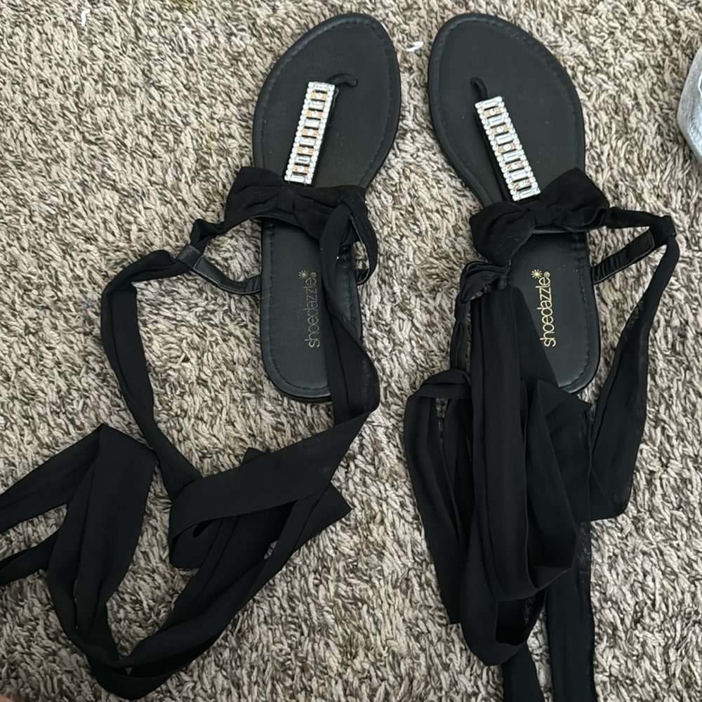 Shoedazzle sandals